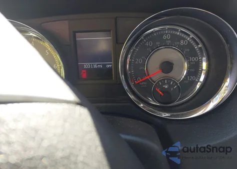 2014 Chrysler Town & Country Touring z USA, uszkodzony, nr VIN 2C4RC1BGXER247084